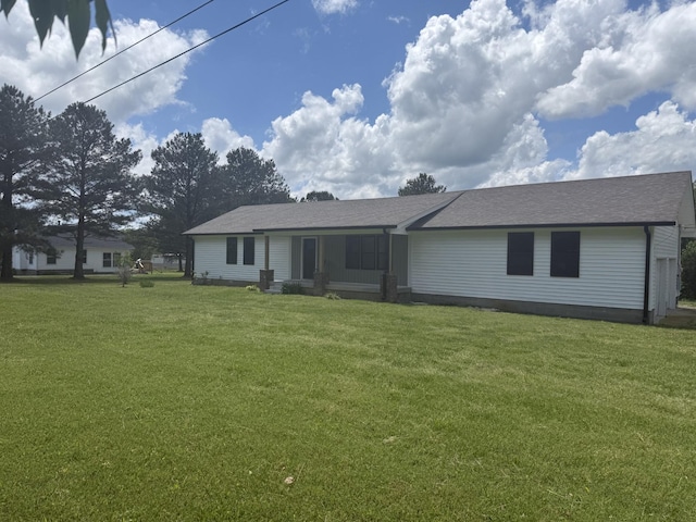 11066 New Cut Off Rd, Bon Aqua, TN 37025 - view of front facade featuring a front lawn and a shingled roof