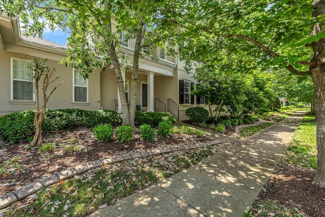 1552 Charleston Blvd, Murfreesboro, TN 37130 - view of front facade featuring stucco siding and a balcony
