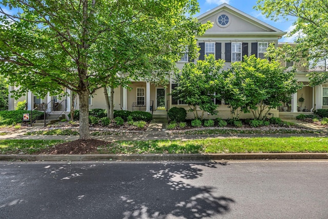 1552 Charleston Blvd, Murfreesboro, TN 37130 - view of front of property featuring a porch and stucco siding