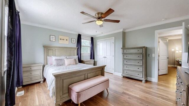 2432 Ponderosa Way, Antioch, TN 37013 - bedroom with ornamental molding, a closet, light wood-type flooring, baseboards, and ceiling fan