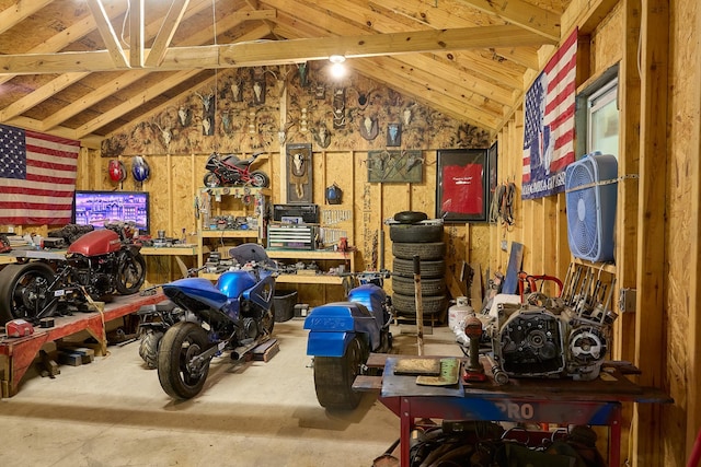 3281 Pulaski Hwy, Lawrenceburg, TN 38464 - garage featuring a workshop area
