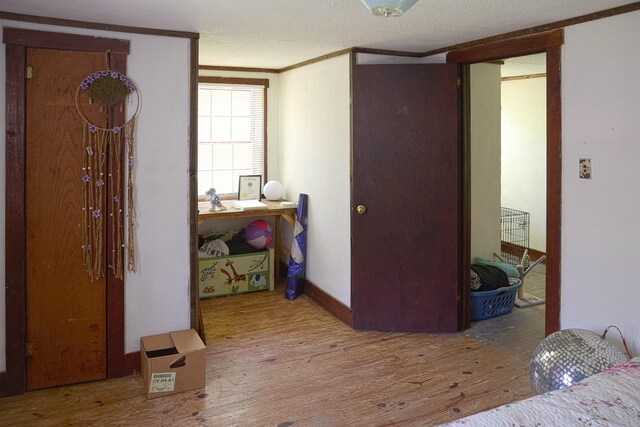 3281 Pulaski Hwy, Lawrenceburg, TN 38464 - hall with wood finished floors and crown molding