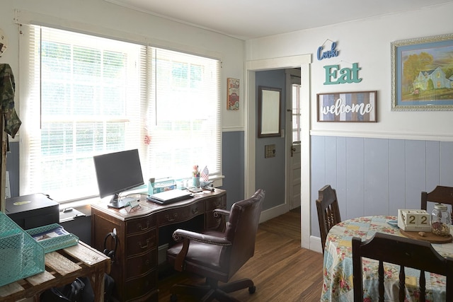 3281 Pulaski Hwy, Lawrenceburg, TN 38464 - office space with wood finished floors and a wainscoted wall
