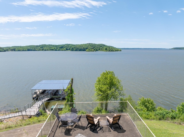 440 Bluff Point Ln, Waverly, TN 37185 - water view