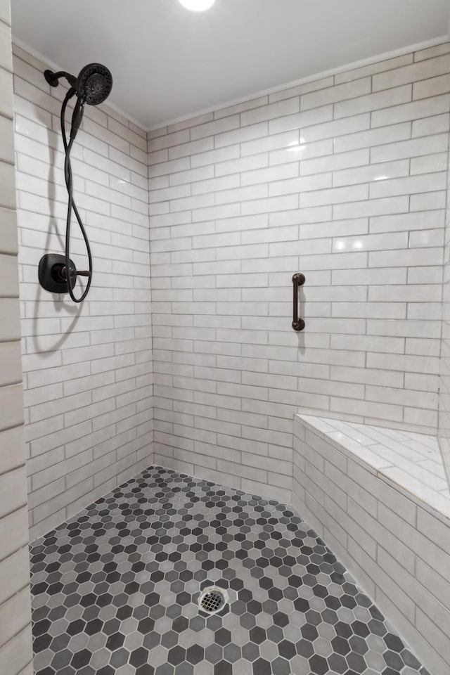 440 Bluff Point Ln, Waverly, TN 37185 - bathroom with a tile shower