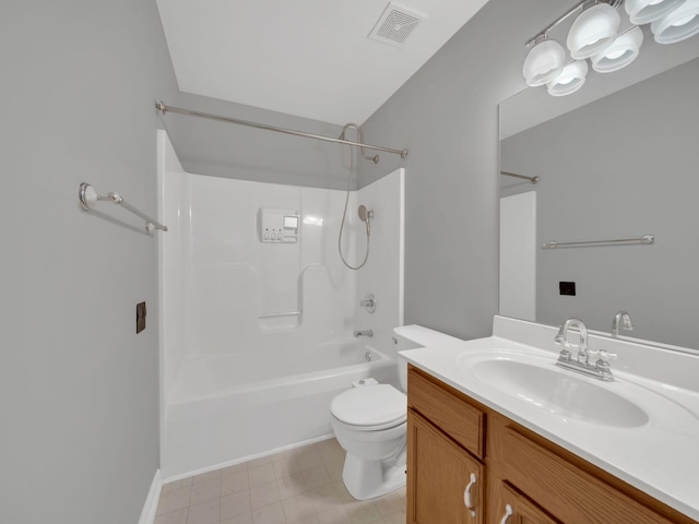 3825 Roscommon Way, Clarksville, TN 37040 - full bathroom featuring washtub / shower combination, vanity, and toilet