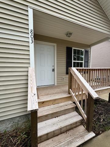 803 17th Ave E, Springfield, TN 37172 - view of exterior entry
