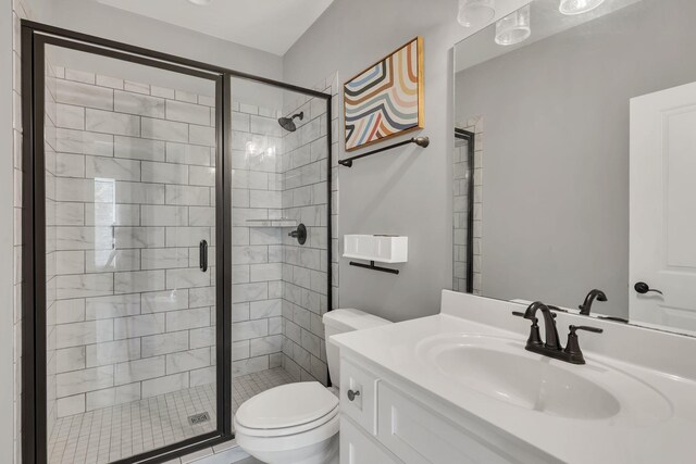 4480 Old Murfreesboro Rd W, Lebanon, TN 37090 - bathroom with a shower stall, toilet, and vanity