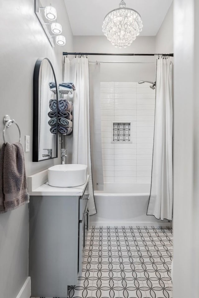 2878 Fly Rd, Santa Fe, TN 38482 - bathroom with shower / tub combo, vanity, and a chandelier