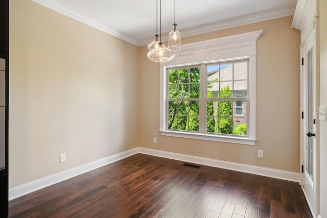 3317 Clovercroft Dr, Murfreesboro, TN 37130 - spare room with dark wood-style flooring, baseboards, crown molding, and a chandelier