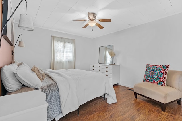 8801 Cedar Grove Rd, Cross Plains, TN 37049 - bedroom with wood finished floors and a ceiling fan