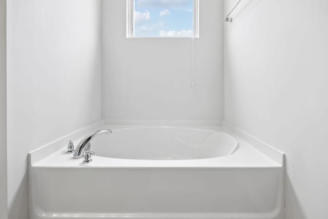 778 Prominence Rd, Columbia, TN 38401 - full bathroom with a garden tub