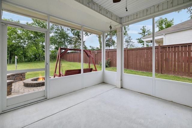 778 Prominence Rd, Columbia, TN 38401 - unfurnished sunroom featuring an outdoor fire pit and a ceiling fan