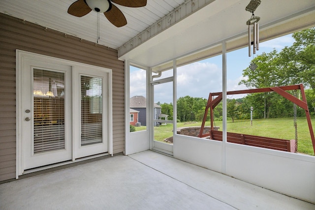 778 Prominence Rd, Columbia, TN 38401 - unfurnished sunroom featuring ceiling fan