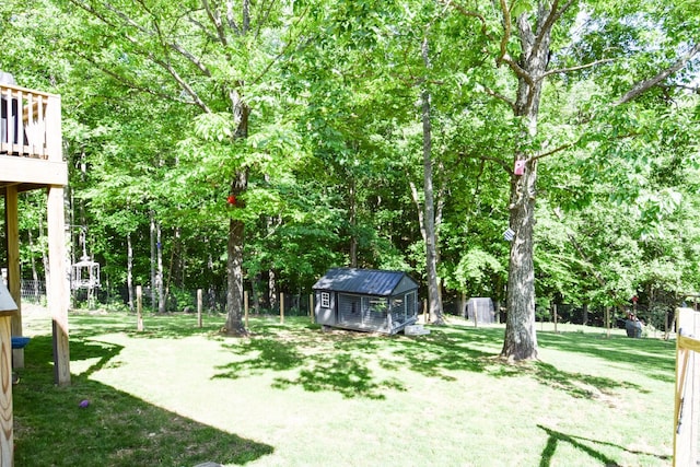 421 Marlin Ln, Westmoreland, TN 37186 - view of green lawn