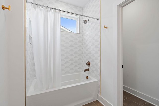 1003 Alice St Unit B, Nashville, TN 37218 - bathroom featuring shower / tub combo, tile patterned flooring, and baseboards