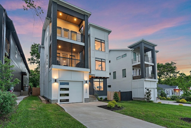1003 Alice St Unit B, Nashville, TN 37218 - contemporary house with a balcony, a garage, and concrete driveway