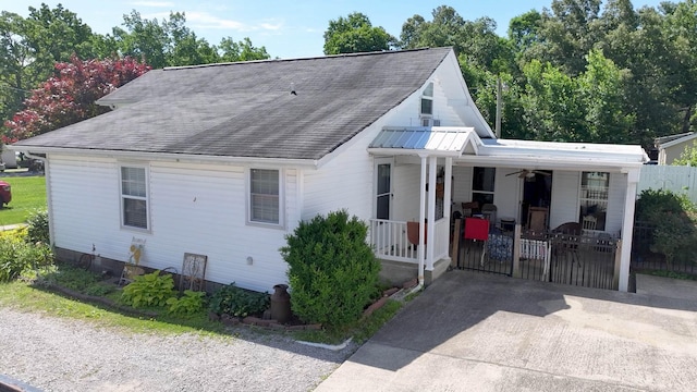 663 Lakeshore Dr, Beechgrove, TN 37018