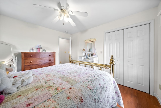1711 Lovers Ln, Hopkinsville, KY 42240 - bedroom with wood finished floors, a closet, and a ceiling fan