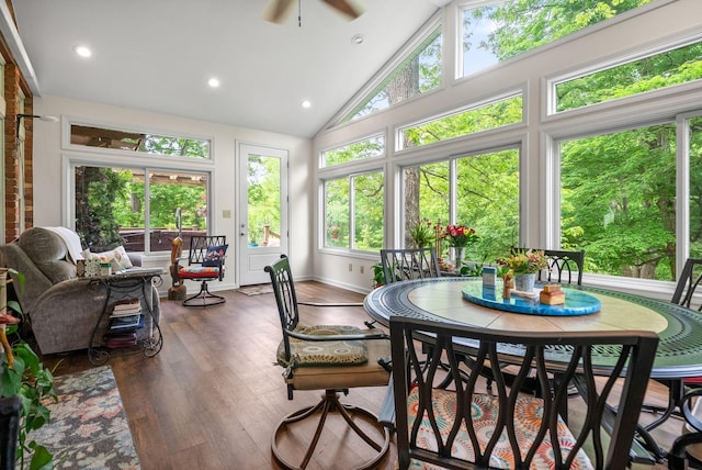 1711 Lovers Ln, Hopkinsville, KY 42240 - sunroom / solarium with wood finished floors, recessed lighting, high vaulted ceiling, and baseboards