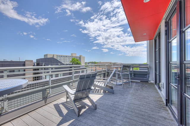 1900 12th Ave S Unit 406, Nashville, TN 37203 - view of wooden deck