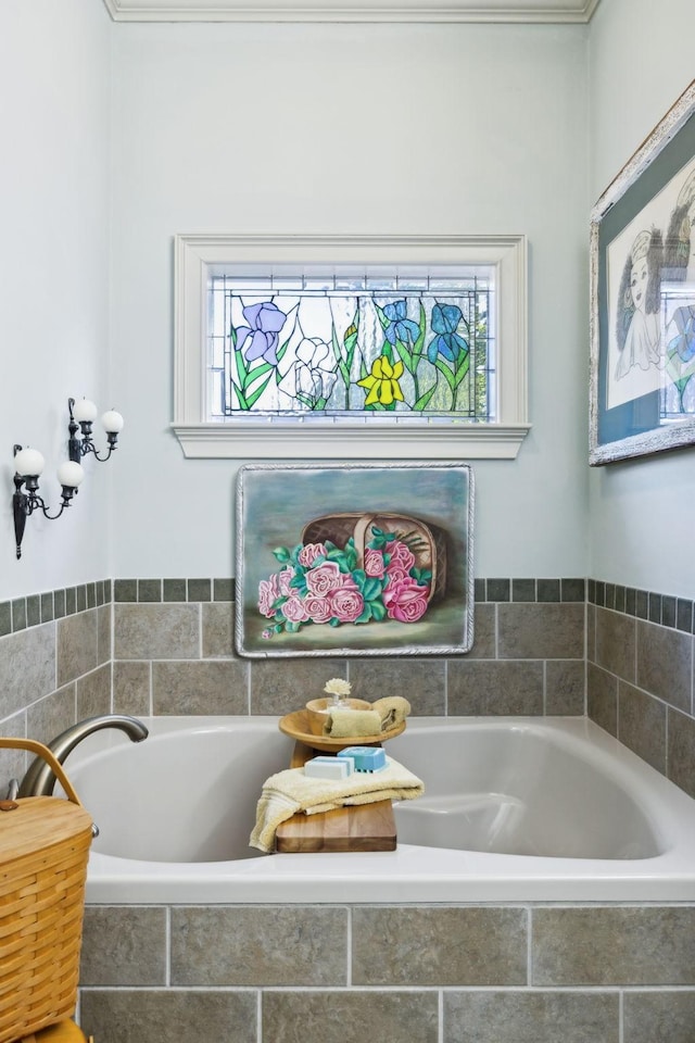 314 W 6th St Unit 7, Columbia, TN 38401 - full bath with healthy amount of natural light and a bath