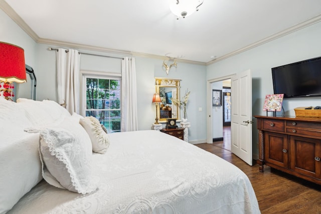 314 W 6th St Unit 7, Columbia, TN 38401 - bedroom with ornamental molding and wood finished floors