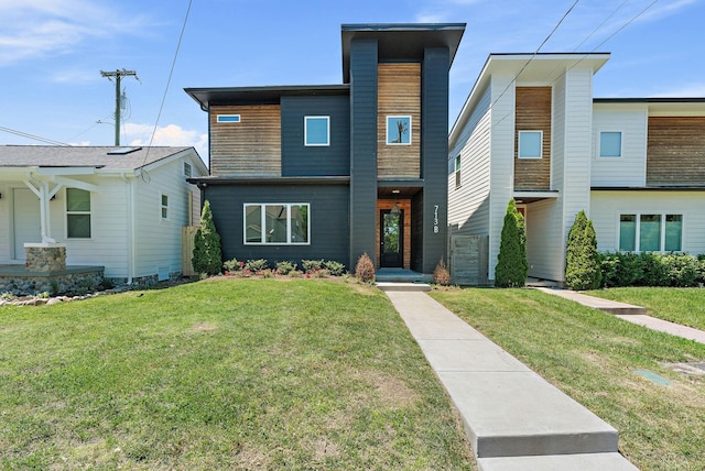 713B 32nd Ave N, Nashville, TN 37209 - modern home with a front lawn