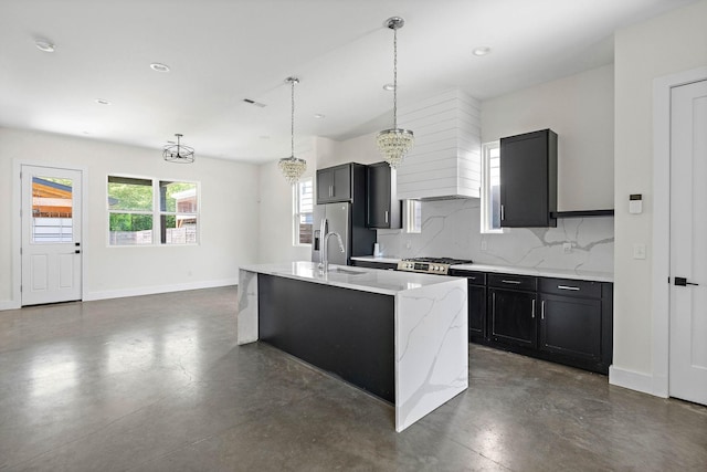713B 32nd Ave N, Nashville, TN 37209 - kitchen with a sink, concrete flooring, backsplash, a kitchen island with sink, and recessed lighting