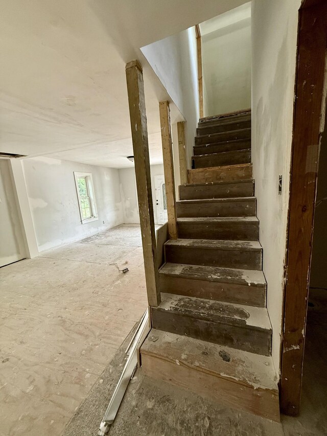 10261/2 Bridge St, Columbia, TN 38401 - view of stairs
