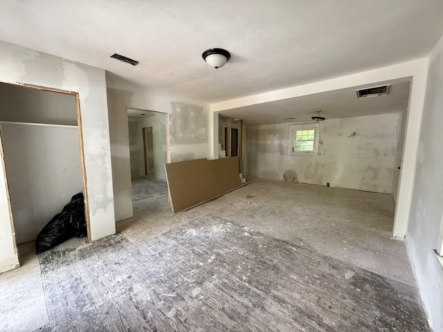 10261/2 Bridge St, Columbia, TN 38401 - view of unfurnished living room