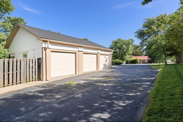 203 Hesta St, Spring Hill, TN 37174 - view of detached garage