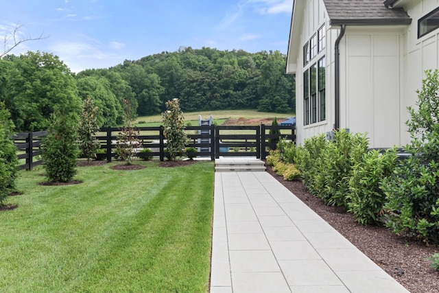 1936 Silver Fox Rd, Thompsons Station, TN 37179 - view of yard with a forest view