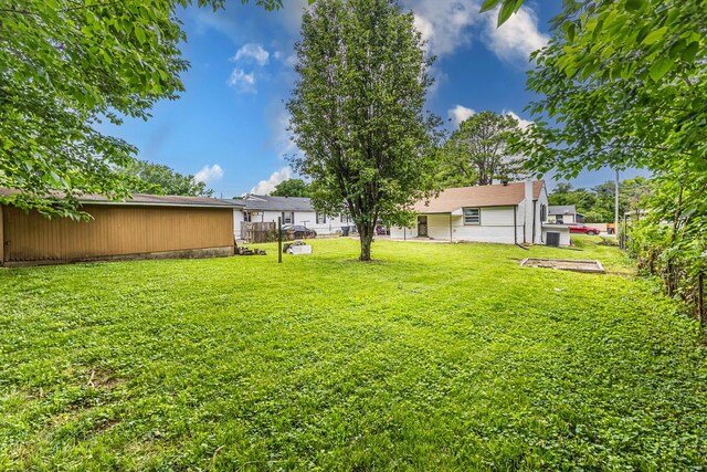 109 Garwood Dr, Nashville, TN 37210 - view of yard