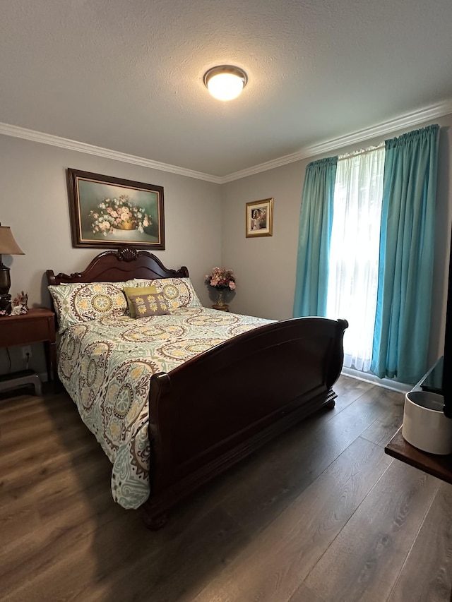 2364 Skyview Dr, Centerville, TN 37033 - bedroom with ornamental molding, dark wood-style floors, and a textured ceiling