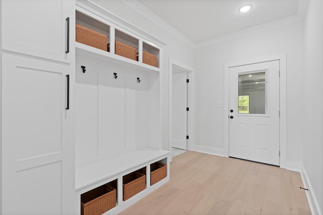 199 Beach Rd N, Killen, AL 35645 - mudroom featuring light wood-style flooring, baseboards, ornamental molding, and recessed lighting