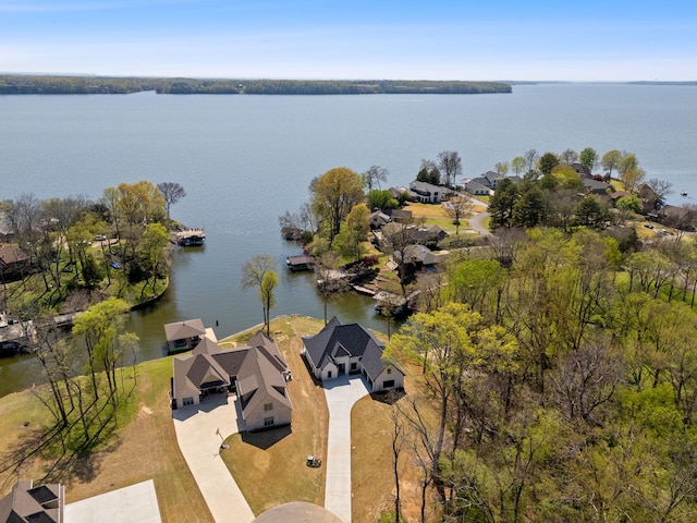 199 Beach Rd N, Killen, AL 35645 - aerial perspective of suburban area with a large body of water