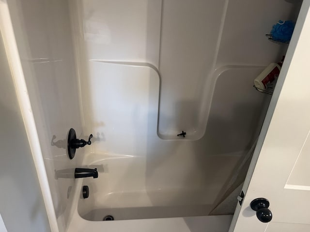 460 Armstrong Rd, Castalian Springs, TN 37031 - full bathroom with  shower combination
