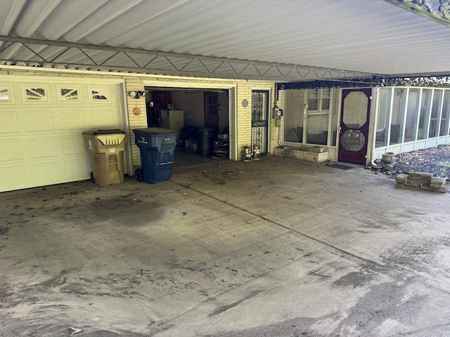 512 Utley Dr, Goodlettsville, TN 37072 - view of garage