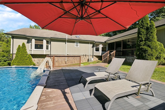 519 Glen Echo Dr, Old Hickory, TN 37138 - outdoor pool with a wooden deck and a ceiling fan