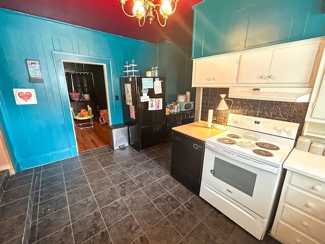 126 Carroll St S, Bruceton, TN 38317 - kitchen featuring black appliances, under cabinet range hood, a chandelier, light countertops, and decorative backsplash