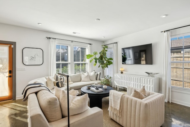 1609 Marsden Ave, Nashville, TN 37216 - living area with baseboards and recessed lighting