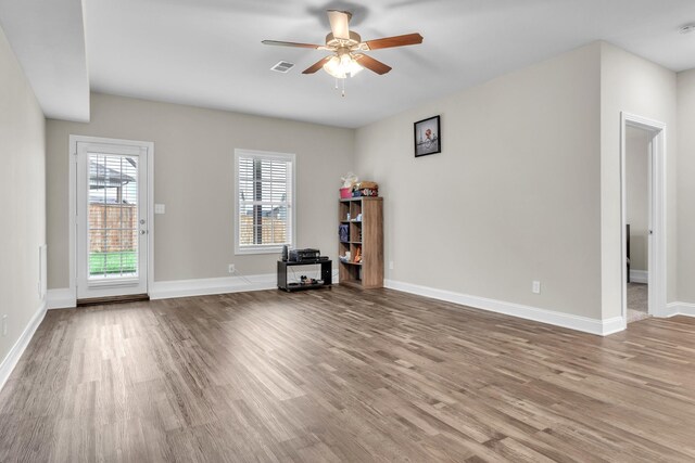1928 Sydney Louise Dr, Clarksville, TN 37042 - unfurnished room featuring wood finished floors, a ceiling fan, and baseboards