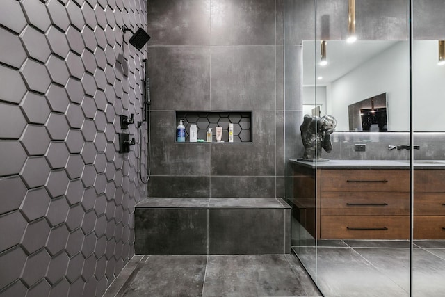 1016B 9th Ave S, Nashville, TN 37203 - full bath with vanity and a tile shower