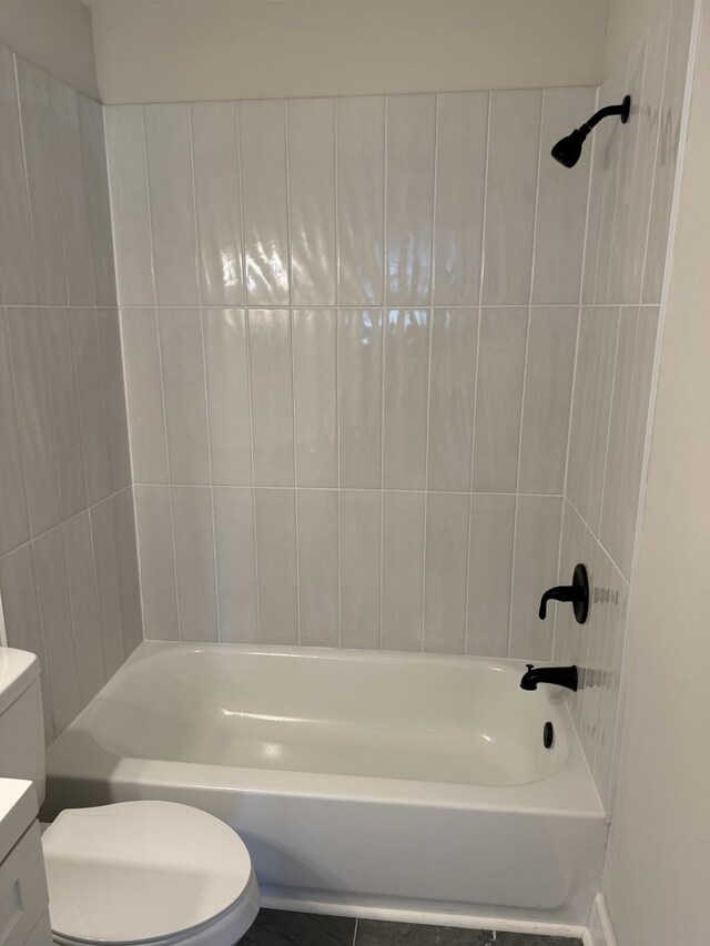 1210 Daniel St, Clarksville, TN 37040 - full bathroom with toilet, vanity, and washtub / shower combination