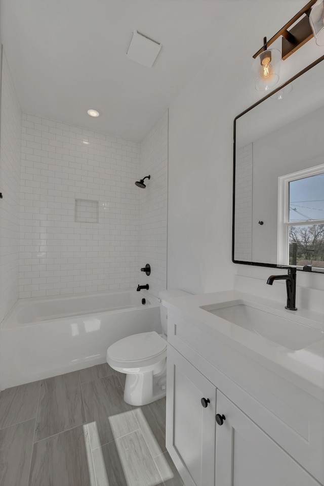 534 Green Ln, Whites Creek, TN 37189 - bathroom featuring vanity, toilet, and tub / shower combination