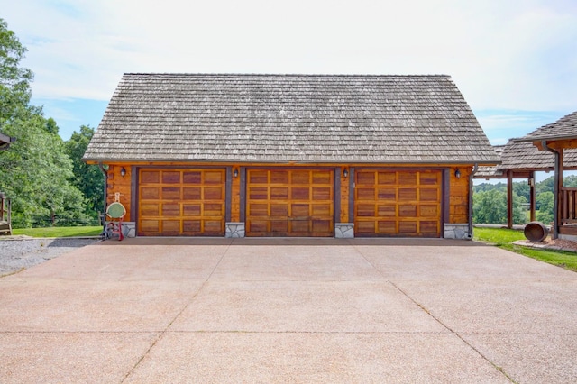 1820 Buck Smith Rd, Palmyra, TN 37142 - view of garage