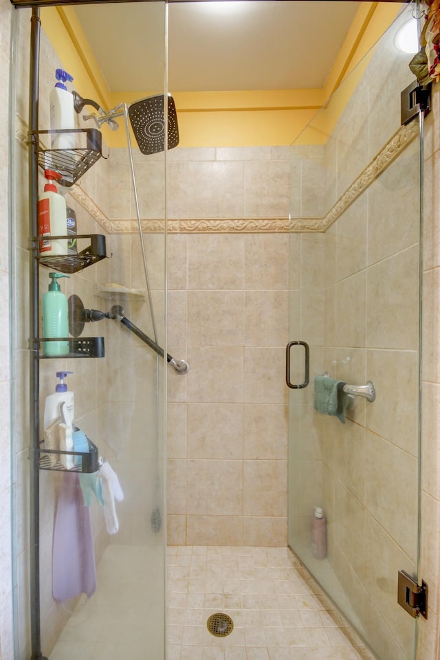 1820 Buck Smith Rd, Palmyra, TN 37142 - bathroom featuring a stall shower