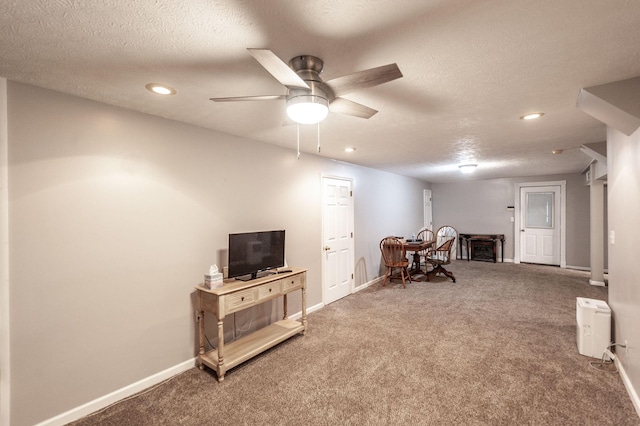 120 Brookhaven Dr, Gallatin, TN 37066 - sitting room featuring carpet floors, baseboards, recessed lighting, ceiling fan, and a textured ceiling