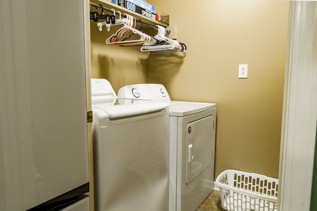 535 Dawson Rd, Cumberland Furnace, TN 37051 - washroom with washing machine and clothes dryer